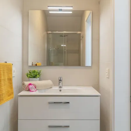 بيت للعطل Oasis 138 *